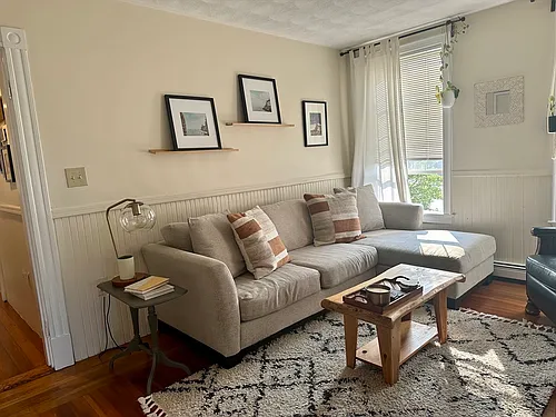 443 Bunker Hill St #3 Photo 1