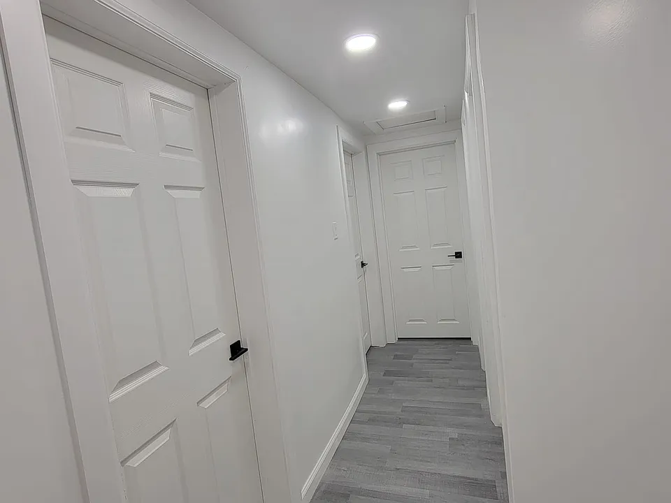76 Lake St #1