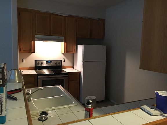 5th image of 3164 NE 13th Pl