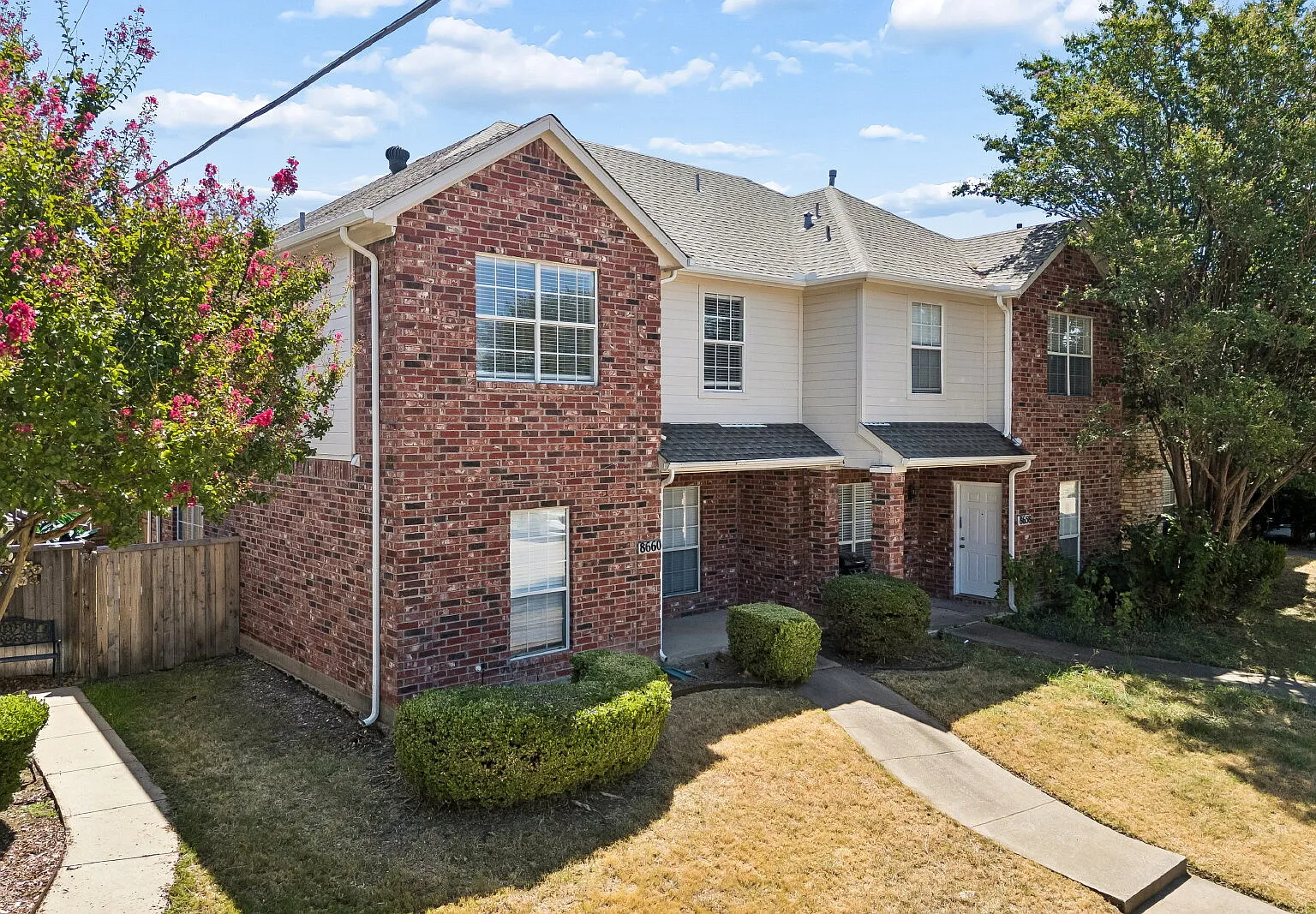 3 bed, 2.5 bath, $2,300 — Photo 1