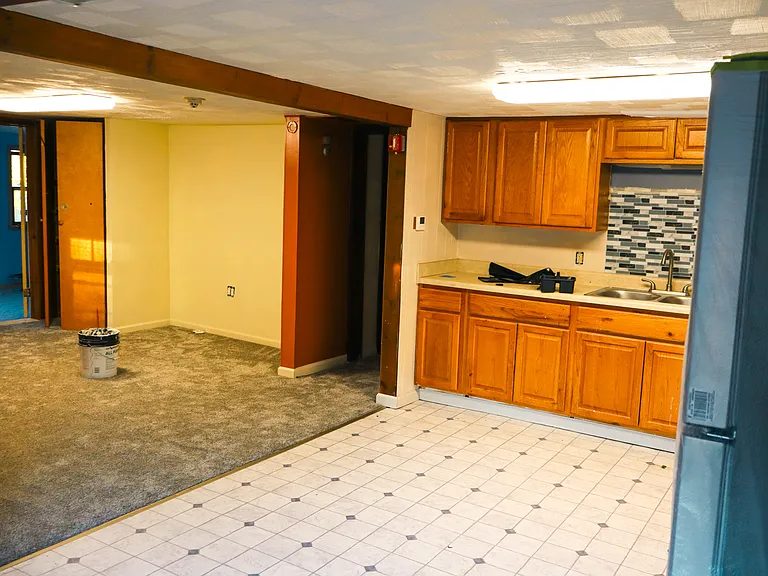 43 Park Ave #B — Photo 4