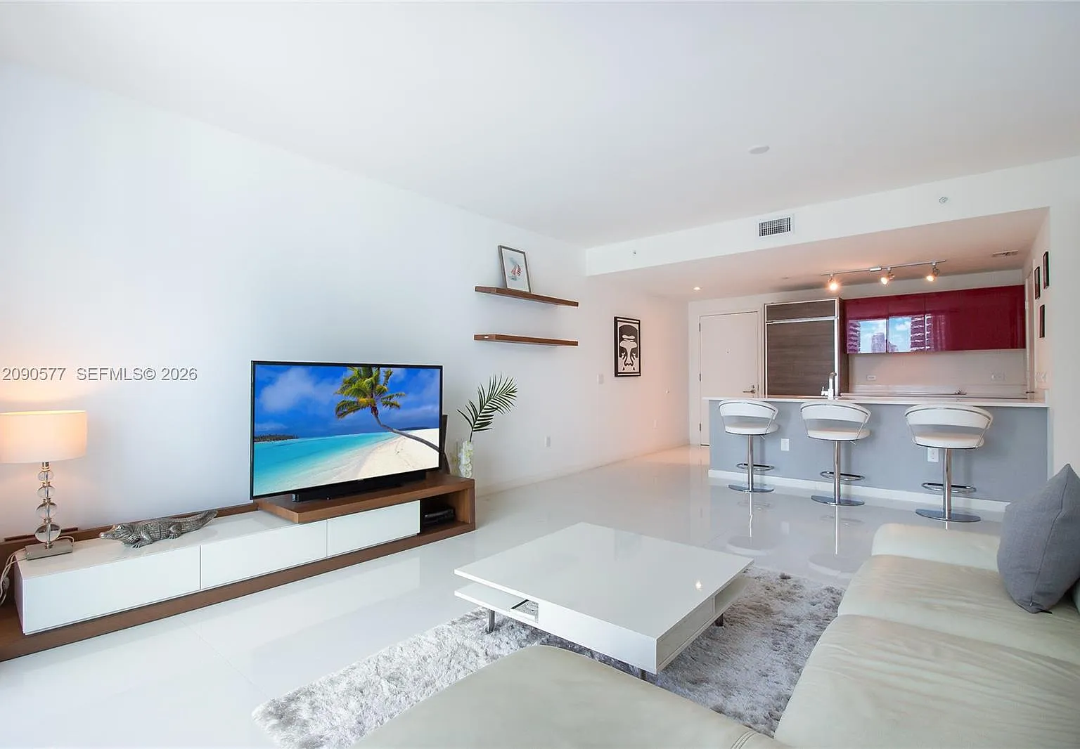 1100 Millecento Residence — Photo 2