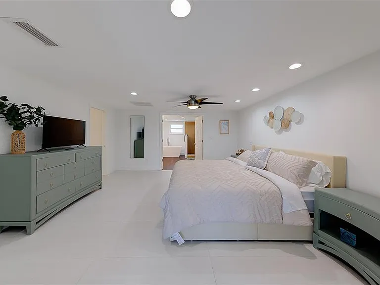 326 176th Avenue Cir — Photo 23