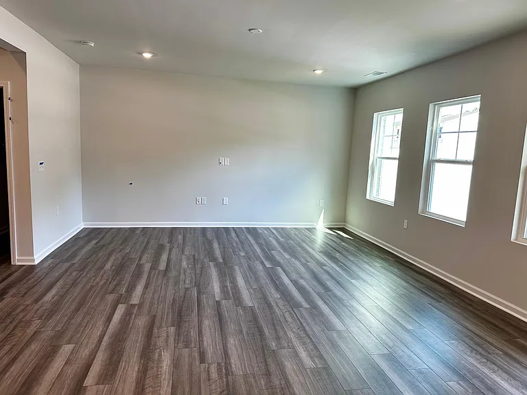 4926 Arkose Dr — Photo 6