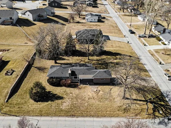 1341 Wilbur St, Blair, NE 68008