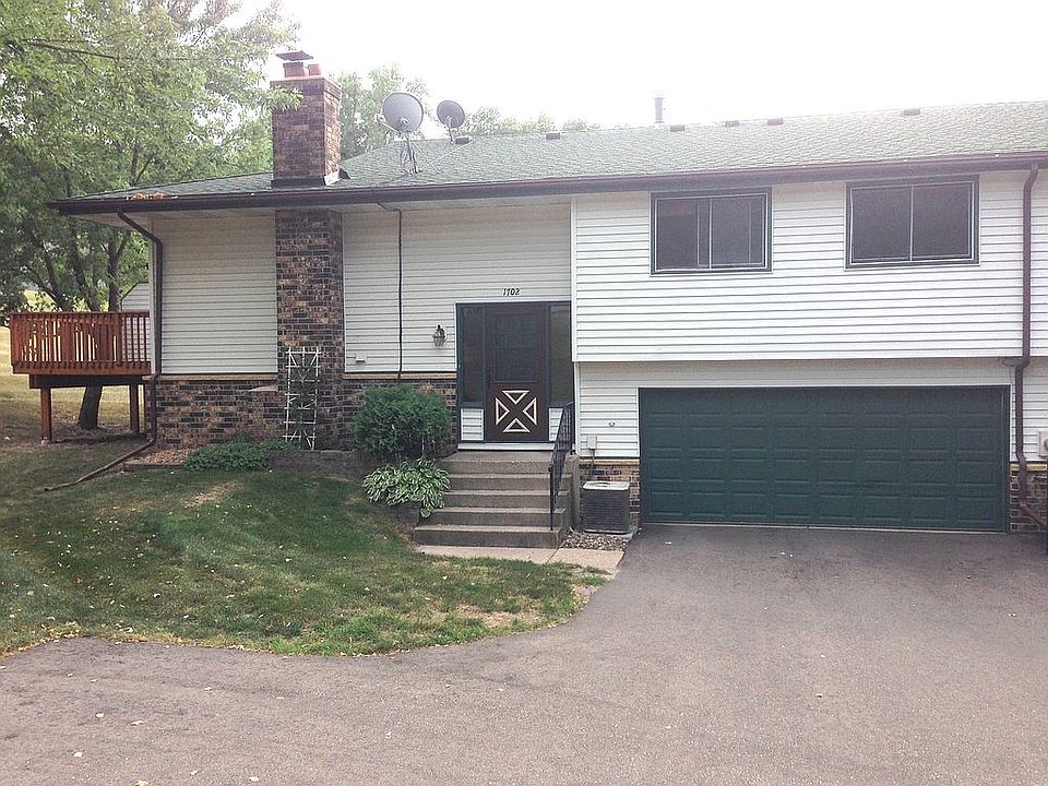 1st image of 1702 Hickory Hill Dr #0