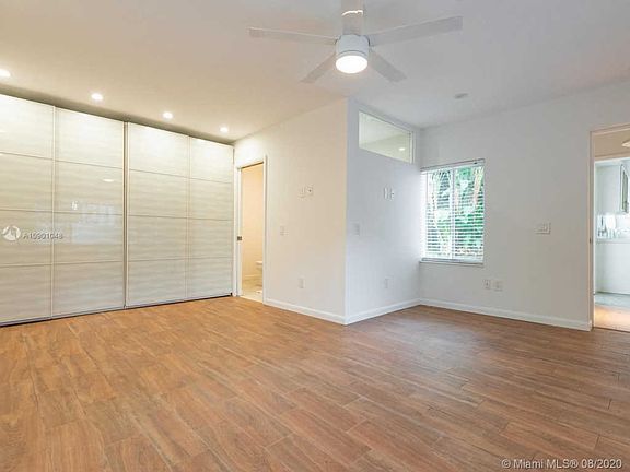 4th image of 65 NE 95th St