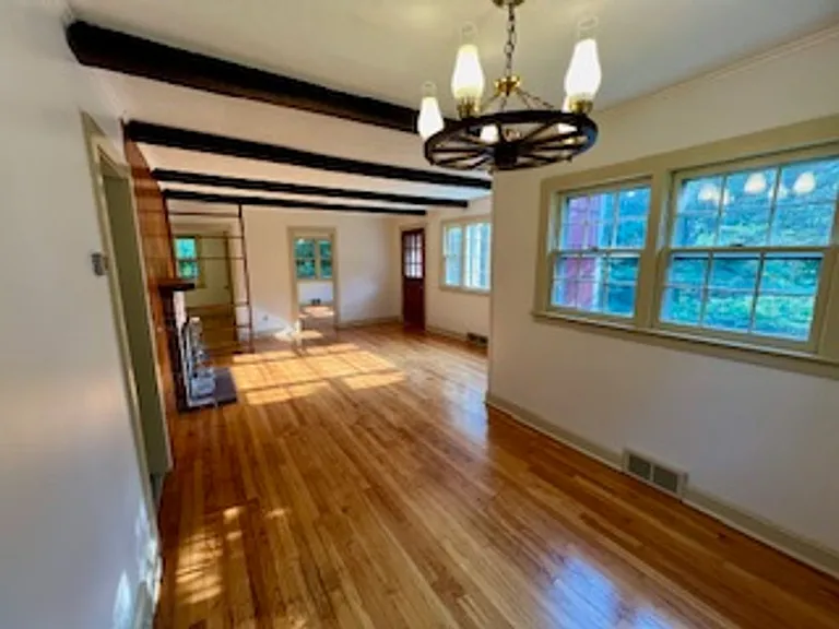 604 Huckleberry Hill Rd — Photo 6