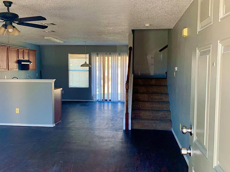 2944 Pima Ln — Photo 4