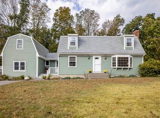 61 Briarwood Dr, Taunton, MA 02780