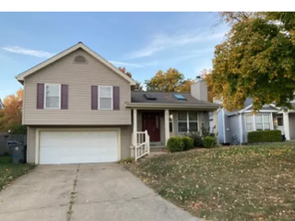 211 Mondair Dr, O'Fallon, MO 63368