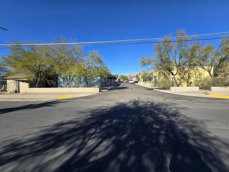 3331 E Bermuda St — Photo 14