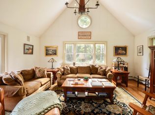 1405 Edson Hill Rd, Stowe, VT 05672