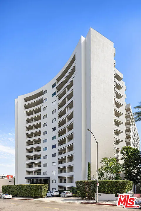 7250 Franklin Ave #616