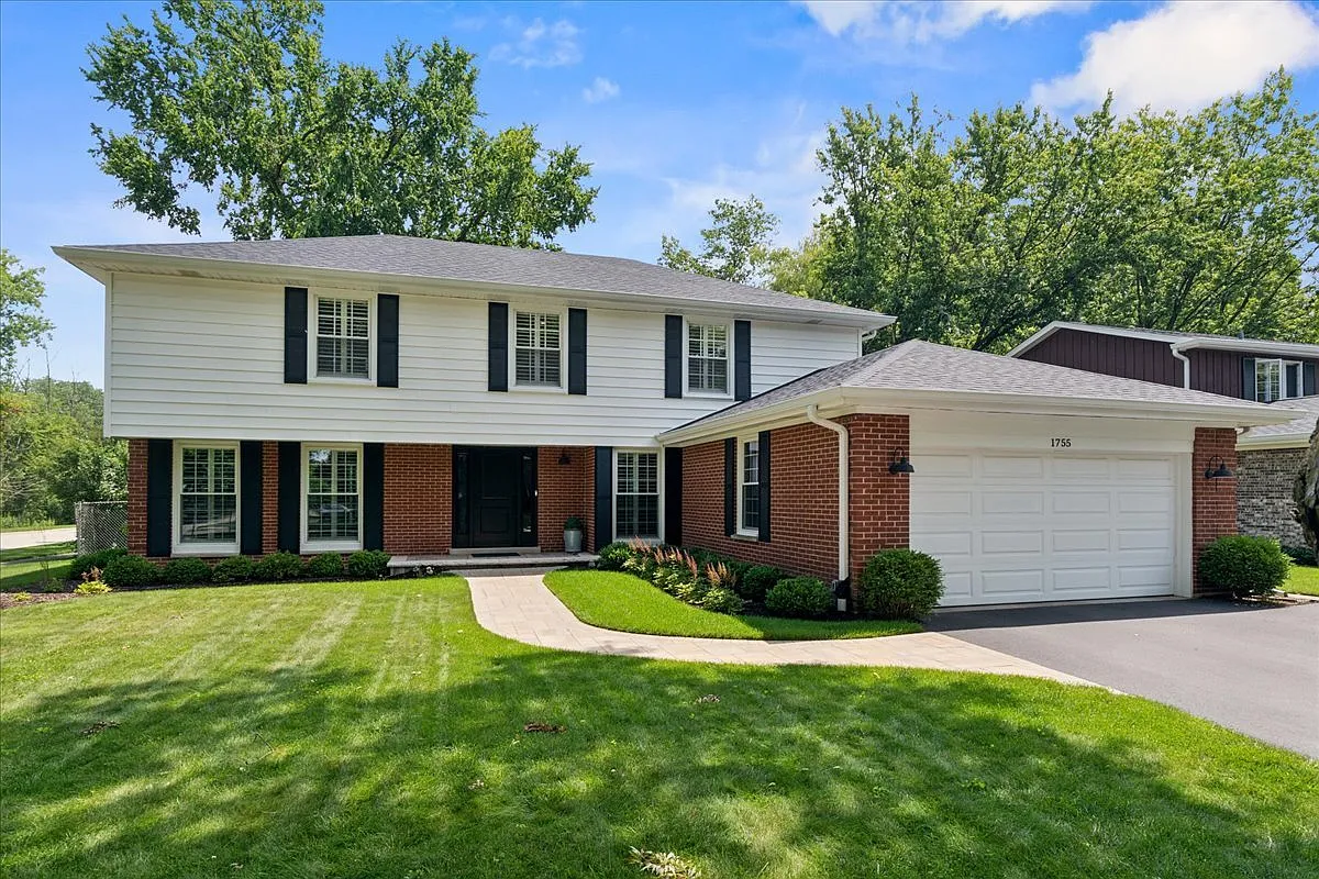 1755 Portage Pass photo 1