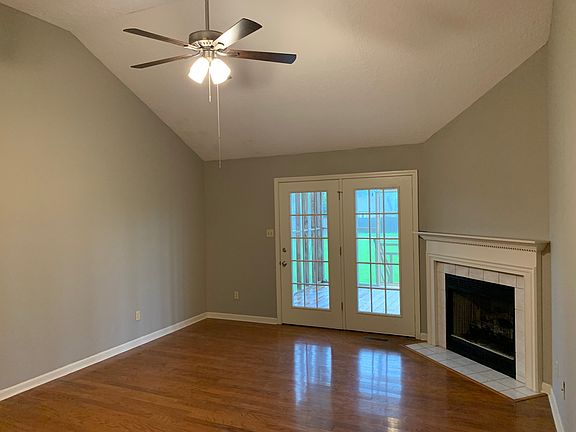 2nd image of 68 Fielddale Dr