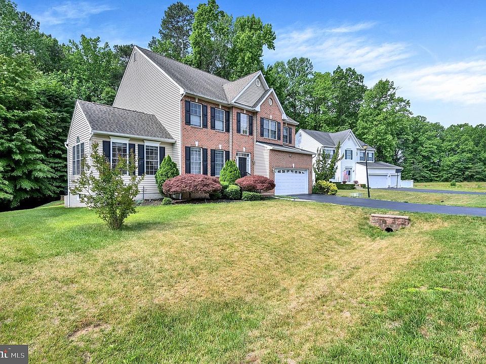 1st image of 128 Albacore Dr