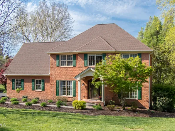 64 Fairway Dr, Bristol, TN 37620