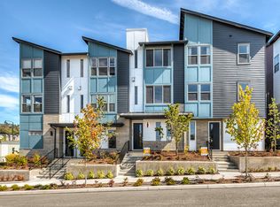 6639 135th Ct SE #E-3, Newcastle, WA 98059