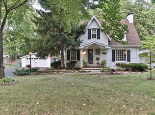 1330 N Berry Rd, Saint Louis, MO 63122