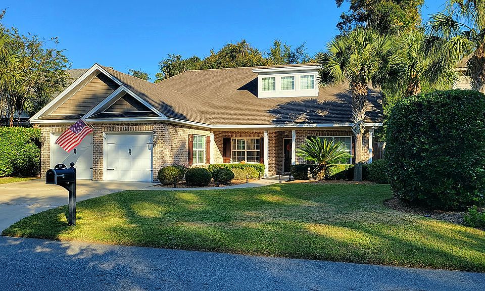 2nd image of 137 Southern Oaks Ln