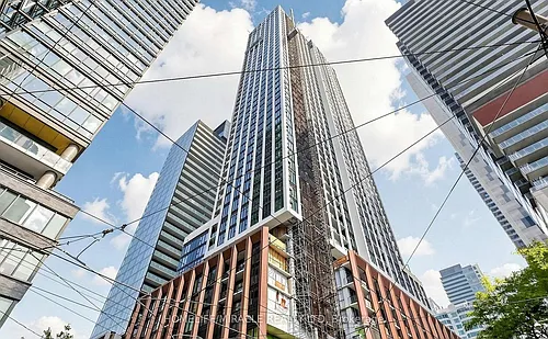 400 King St W #1001 Photo 1