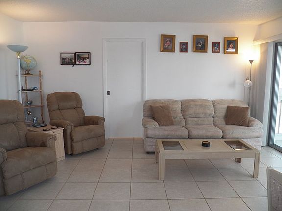3rd image of 1255 Tarpon Center Dr APT 302