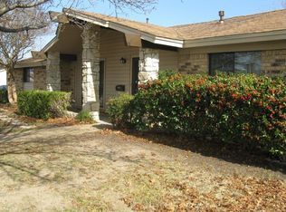 5132 Holiday Ln, North Richland Hills, TX 76180