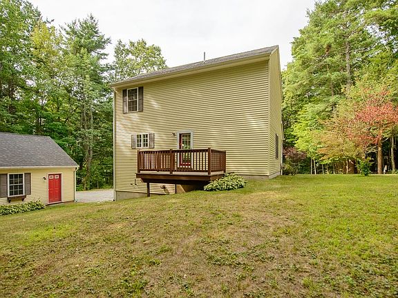 2nd image of 8 Barrett Road