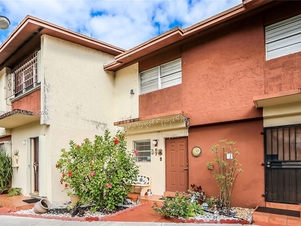 1st image of 30 SW 108th Ave #7-G