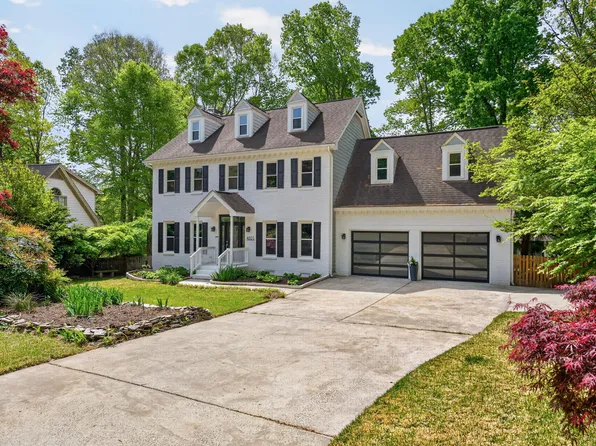 4021 Westwood Pl, Raleigh, NC 27613