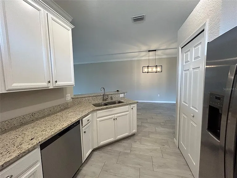 12331 Amica Loop — Photo 9