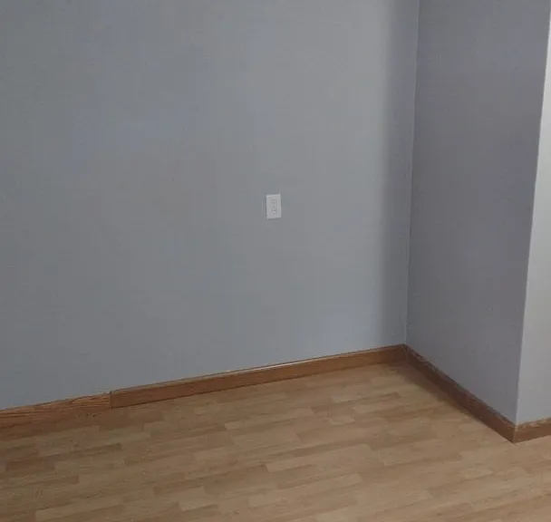 2204 E University Ave — Photo 6
