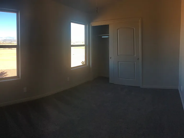 922 E 3950 S — Photo 25
