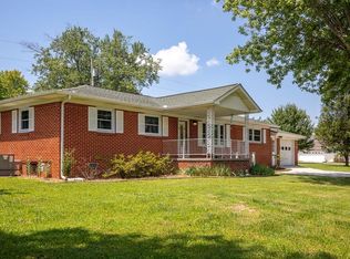 157 Joy Ln, Cookeville, TN 38506