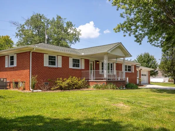 157 Joy Ln, Cookeville, TN 38506