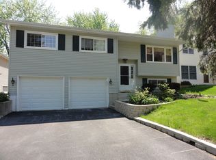 113 N Ott Ave, Glen Ellyn, IL 60137