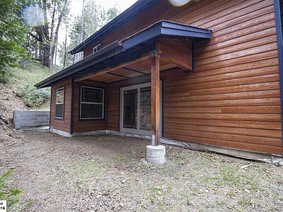 5th image of 22155 Lynn Ct