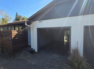 1910 4th St, Santa Rosa, CA 95404