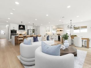 394 Magnolia St, Costa Mesa, CA 92627
