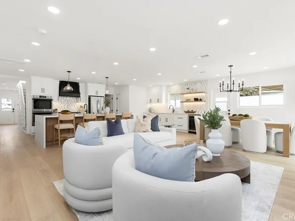 394 Magnolia St, Costa Mesa, CA 92627