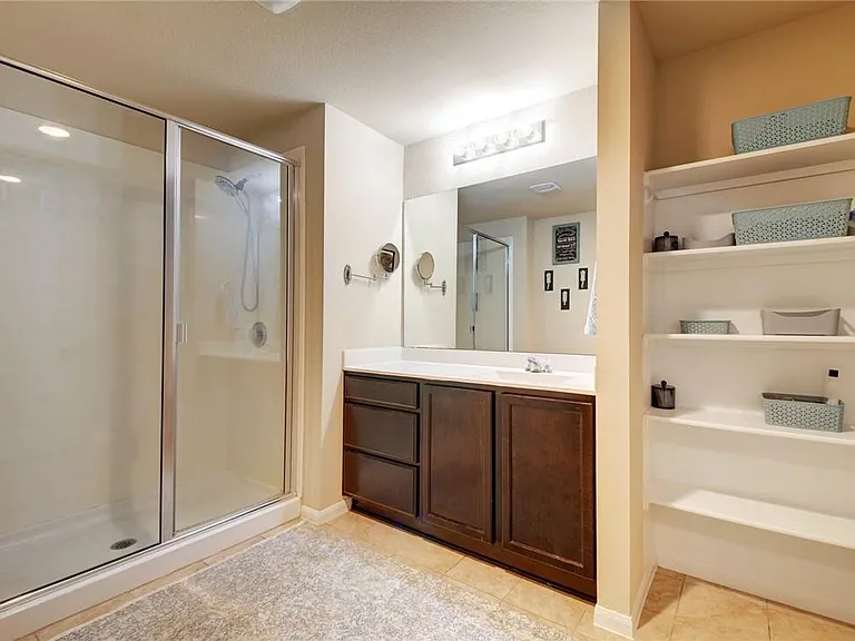 Bathroom Attached to Master Bedroom