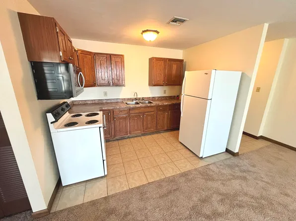 409 Lehmer St APT D, Latrobe, PA 15650