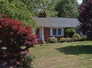 6 Bridgeport Dr, Greenville, SC 29615