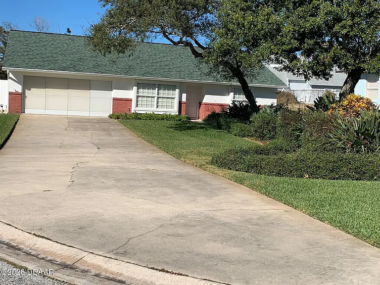145 Riverwalk Ct — Photo 38