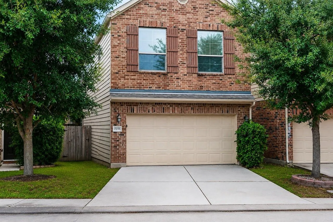 3 bed, 2.5 bath, 1536 sqft, $1,980 — Photo 1