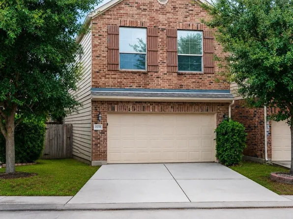 17035 Amarose Dr, Houston, TX 77090