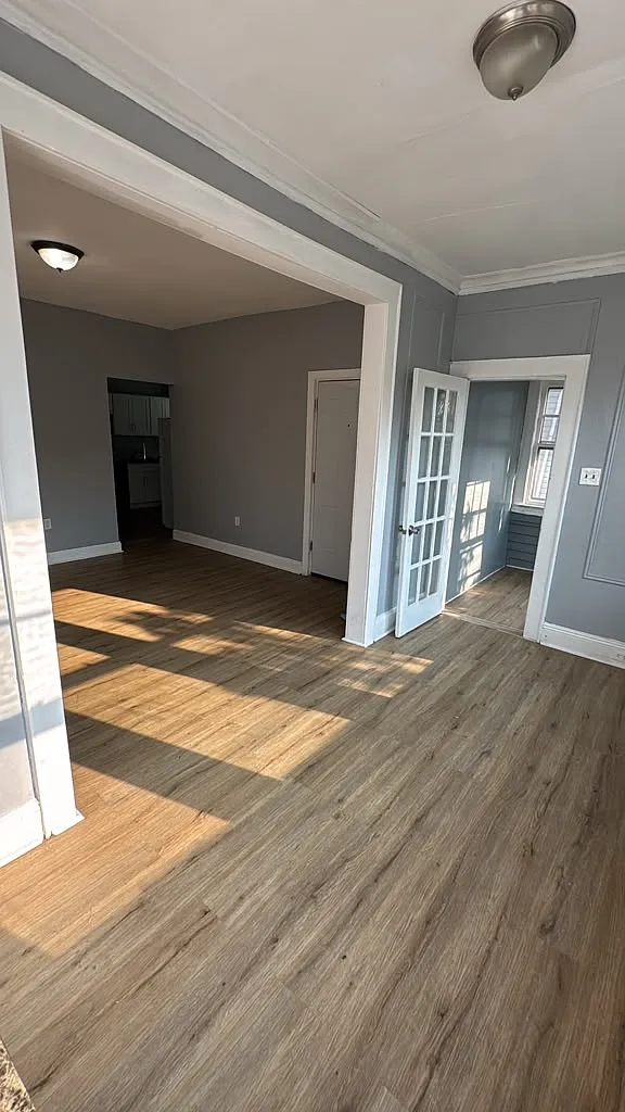 3 bed, $1,995 — Photo 3