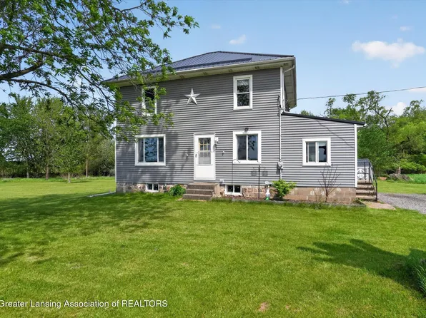 21904 23 Mile Rd, Olivet, MI 49076