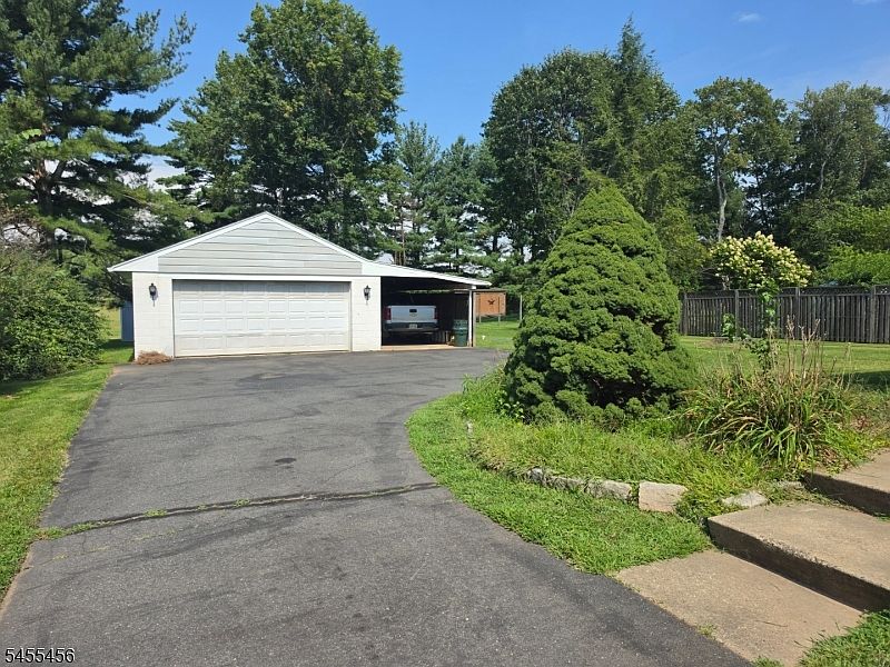 2nd image of 81 Hopewell Pennington Rd